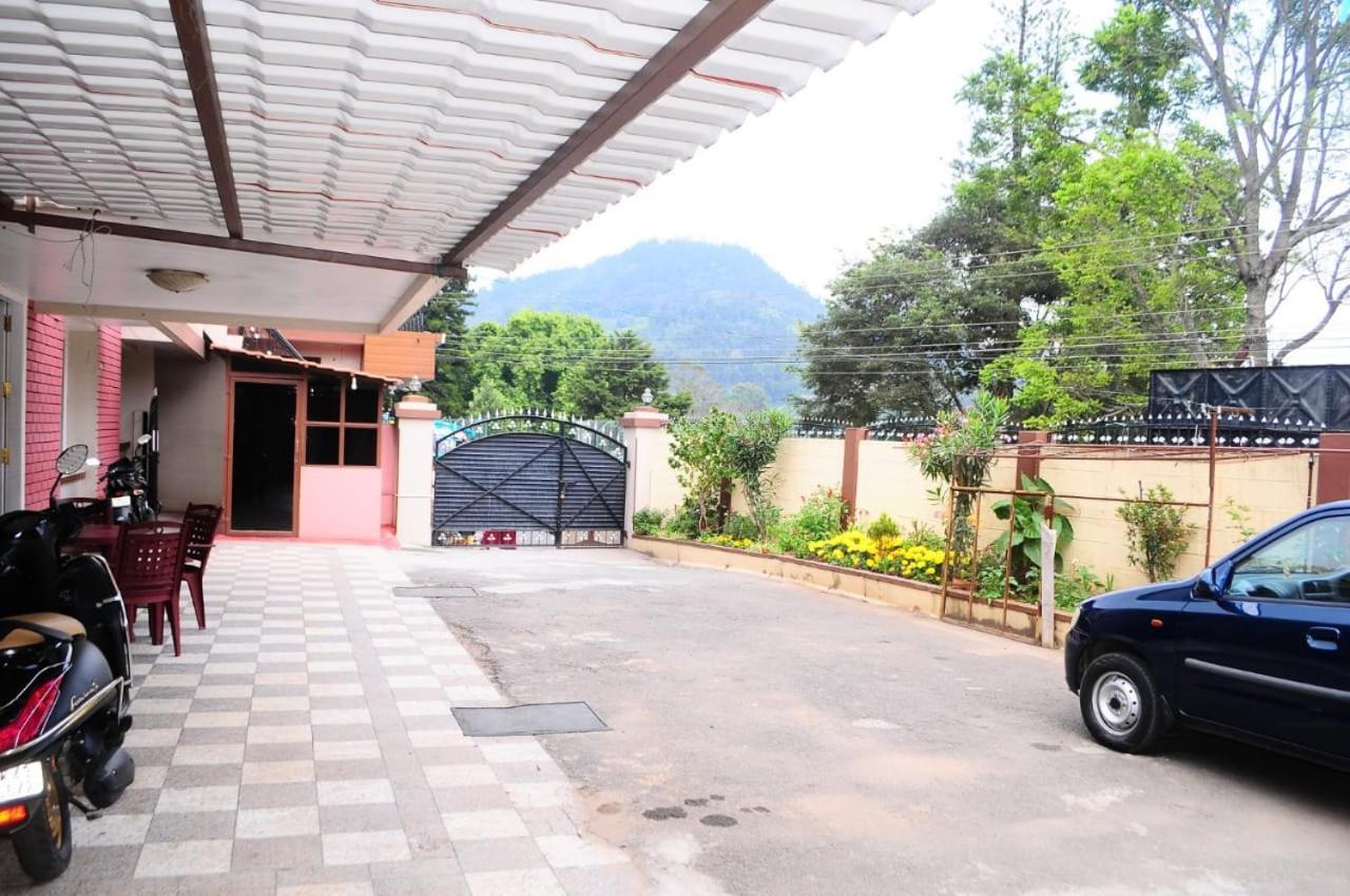 קונור Park Corner Home Stay מראה חיצוני תמונה