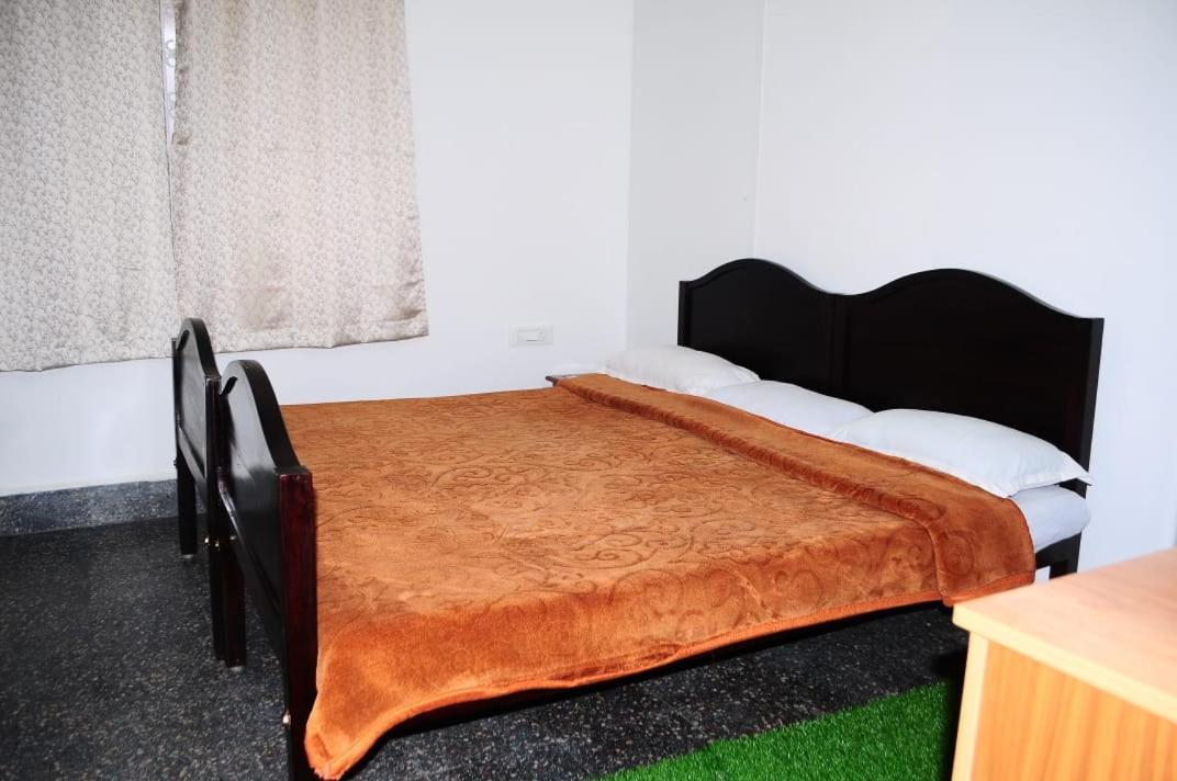 קונור Park Corner Home Stay מראה חיצוני תמונה