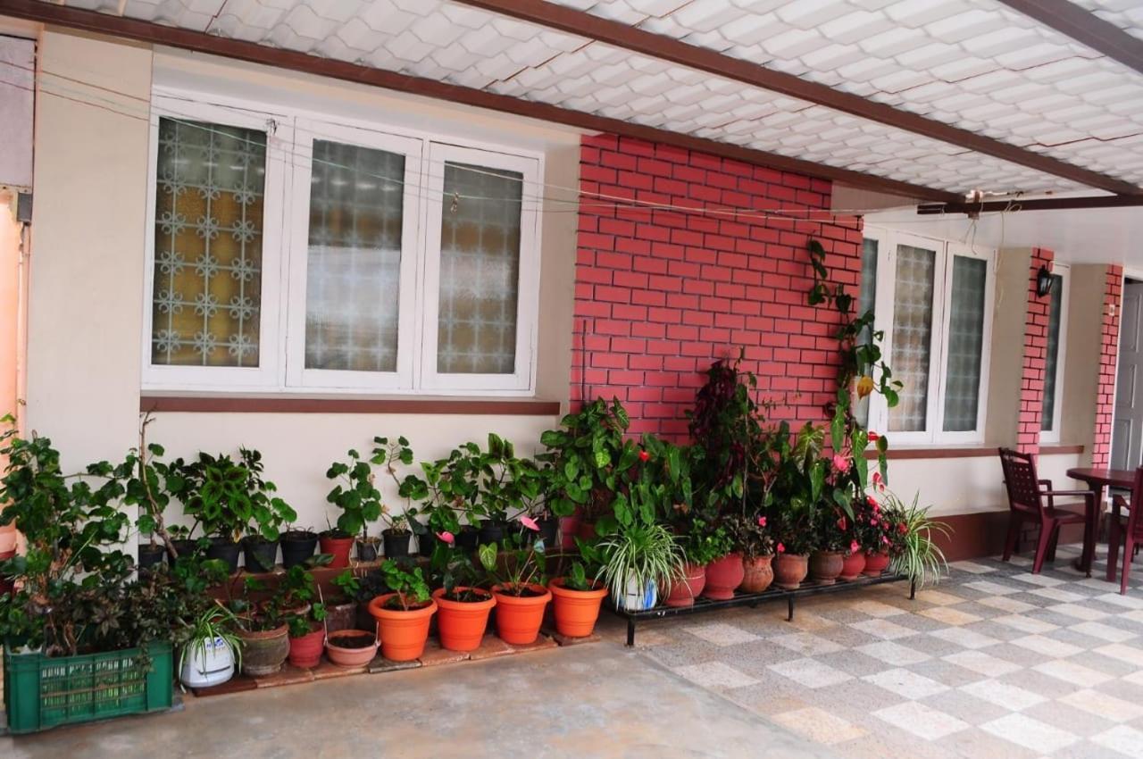 קונור Park Corner Home Stay מראה חיצוני תמונה