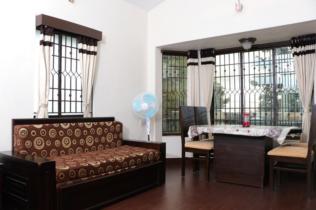 קונור Park Corner Home Stay מראה חיצוני תמונה
